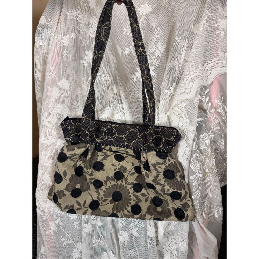 Maruca Handmade Pleated Shoulder Bag – Tan & Black Floral Polka Dot | Mixed Prin